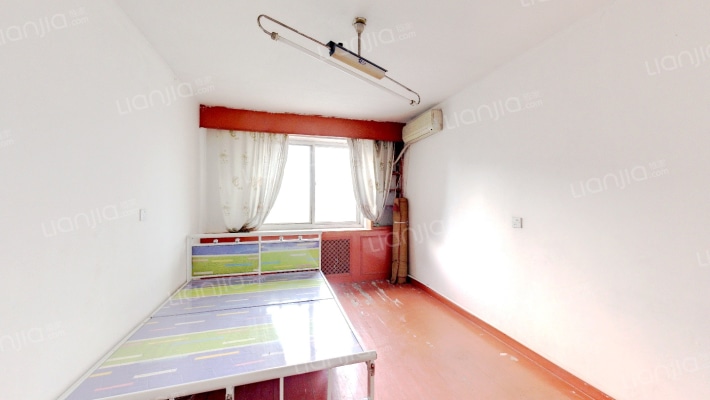 辽歌家属楼二手房实景图