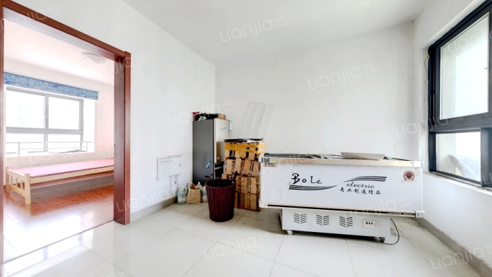 官庄前花园二手房实景图