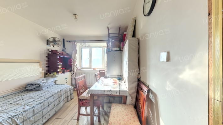 勤俭新苑二手房实景图