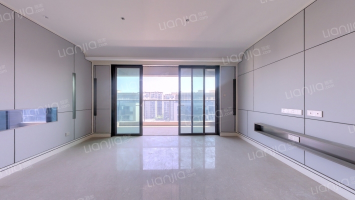 鹿溪樾府二手房实景图