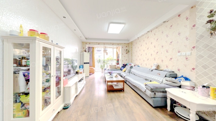 新城风情二手房实景图