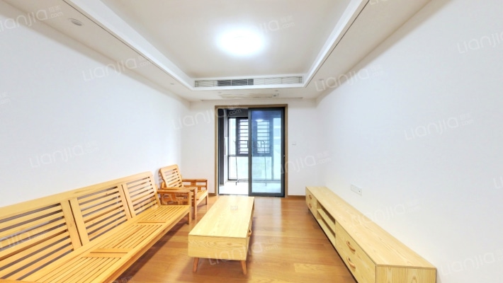 清控尖山湖二手房实景图