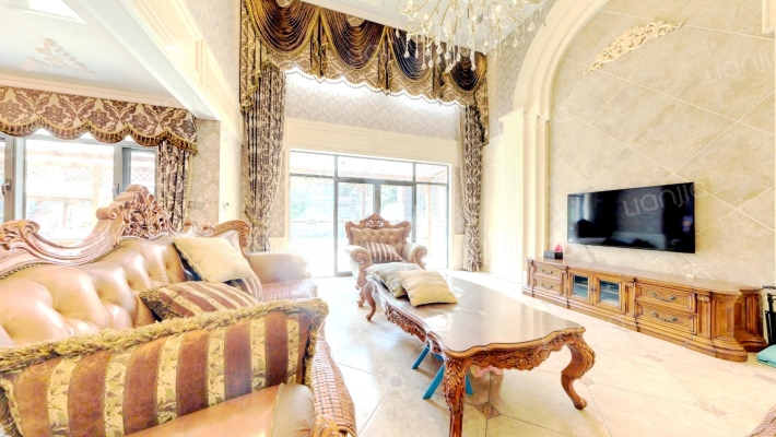 保利公园198蝴蝶谷东区二手房实景图