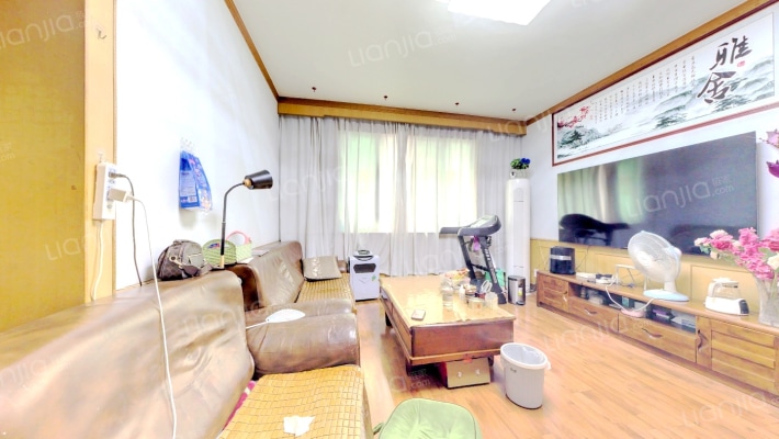 新新街138号二手房实景图