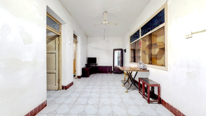 四牌坊中行综合楼二手房实景图