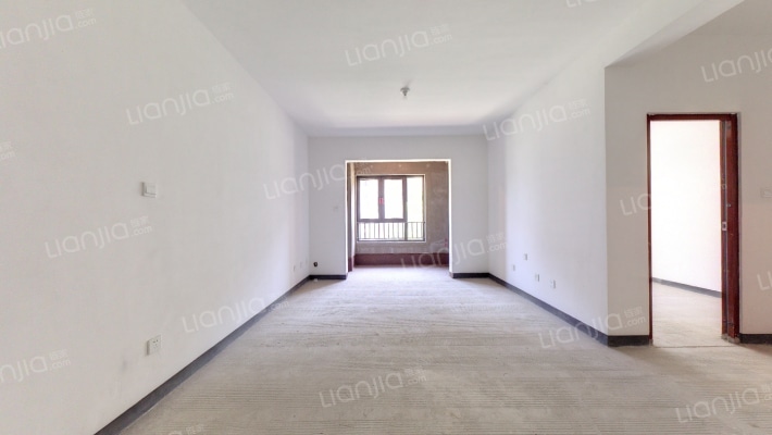 白桦林溪二手房实景图