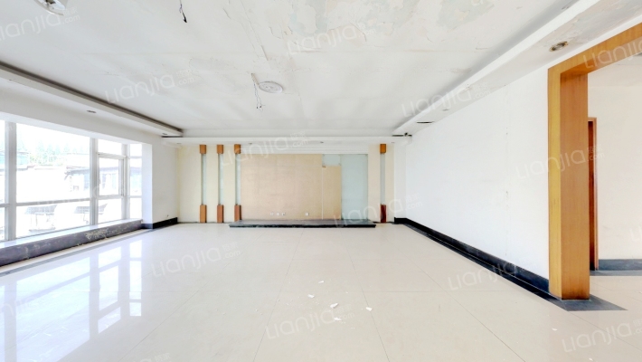 凤溪大道中段85号二手房实景图