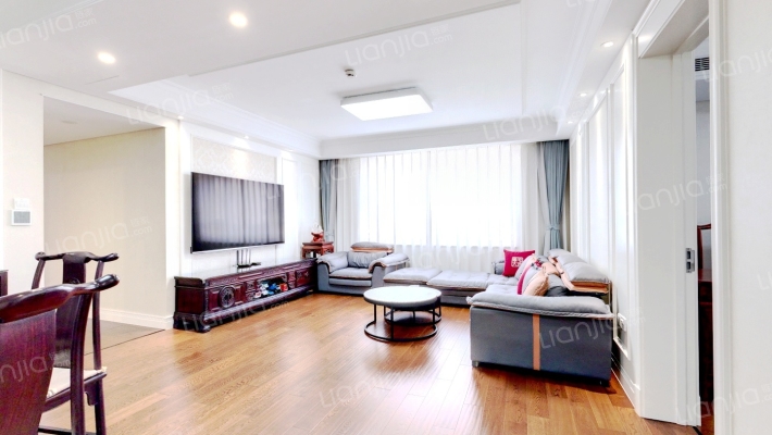 海信都市逸品二手房实景图