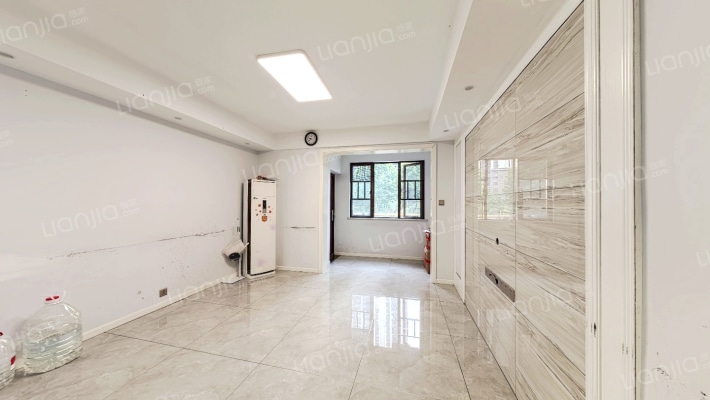 中国铁建梅溪青秀二期二手房实景图