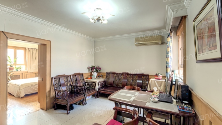 莹华里二手房实景图