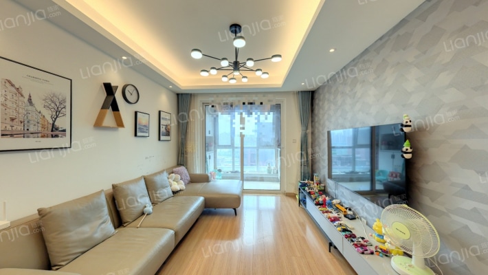 万科翡翠湾二手房实景图