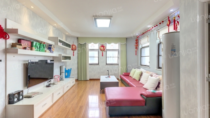 皇冠国际社区二期二手房实景图