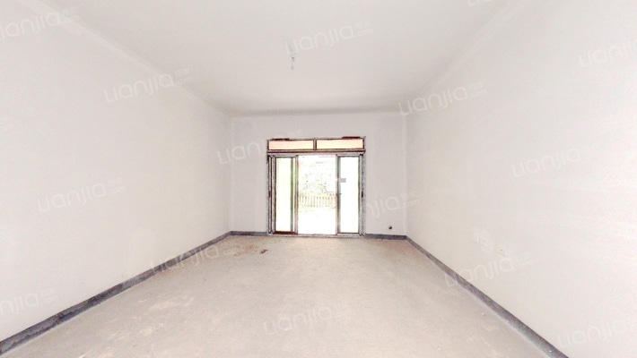 和泓四季A区二手房实景图