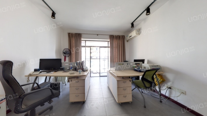 鼎泰公寓二手房实景图