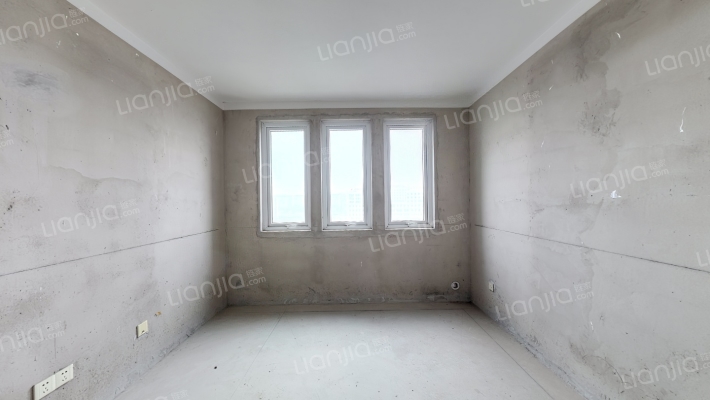 逸贤雅苑二手房实景图