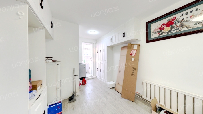 沈大路二手房实景图