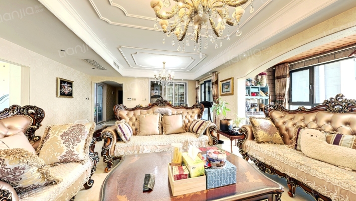 天鹅堡二手房实景图