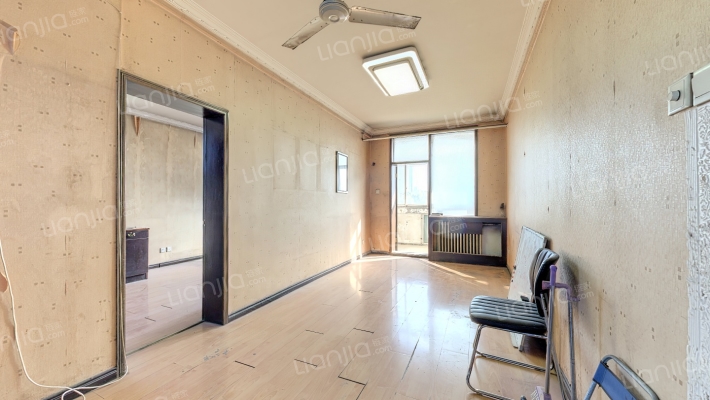 西七路380号二手房实景图