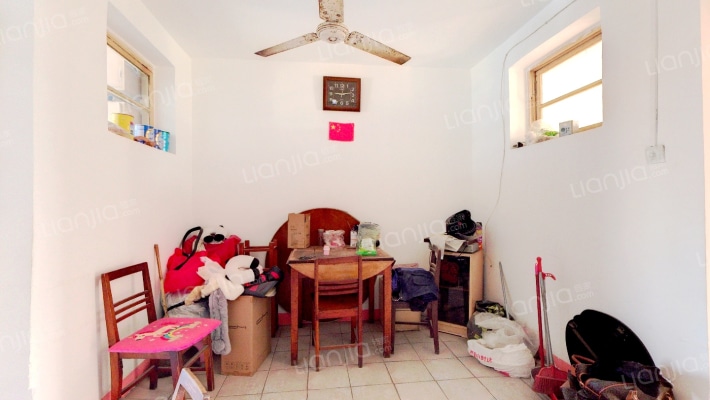 红旗厂小区二手房实景图