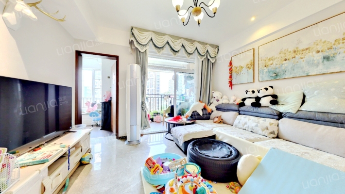 温资金港华府二手房实景图