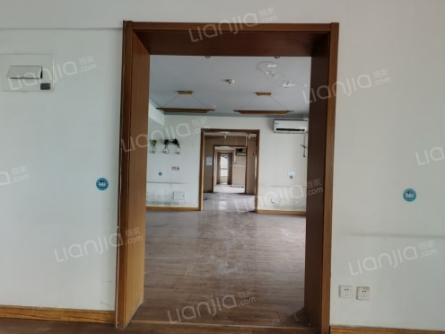 整租·中建文化广场 4室1厅 东/东南