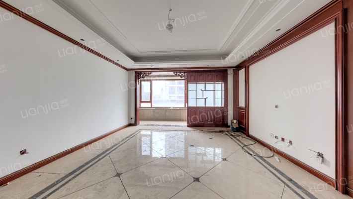 绿城紫薇广场春晓苑二手房实景图