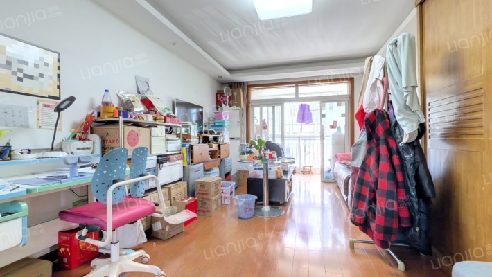 江桥三村四街坊二手房实景图