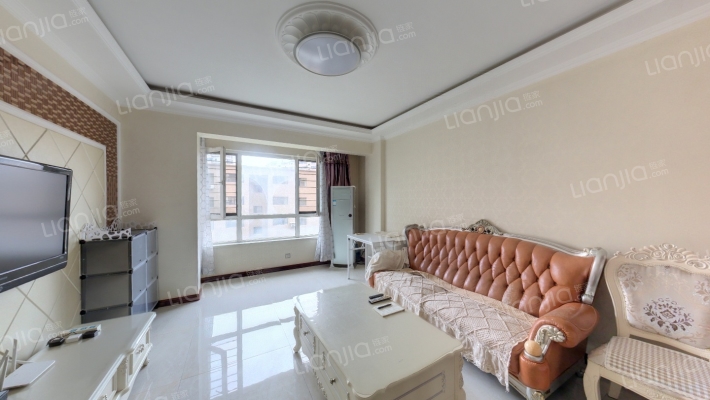 假日名居二手房实景图