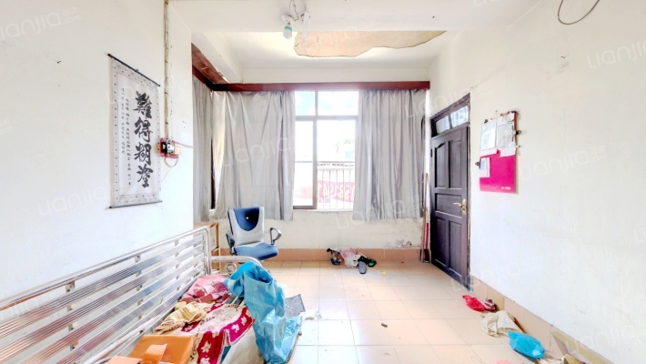 滨江路住宅二手房实景图