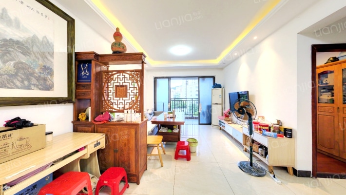 麓景湾花园二手房实景图