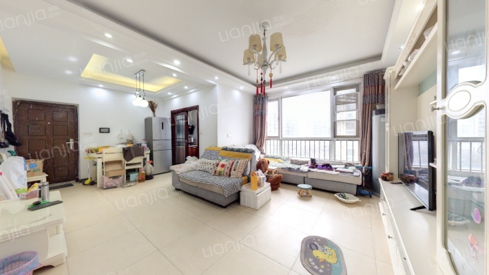 中大长江紫都三期二手房实景图