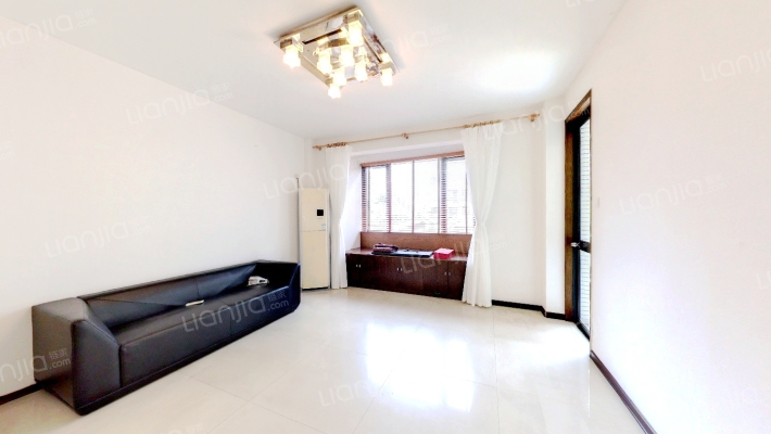 海润滨江花园B区二手房实景图