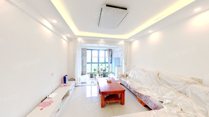 中航山水蓝天二手房实景图