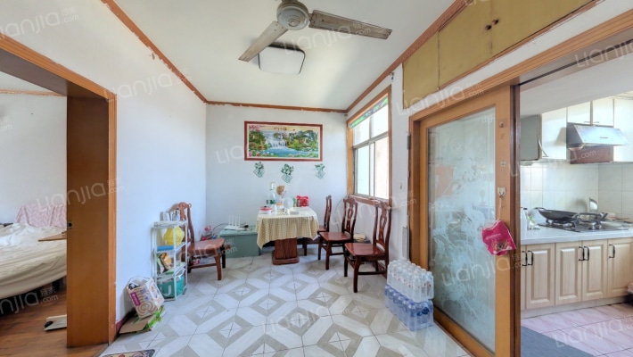 靖安里1号院二手房实景图