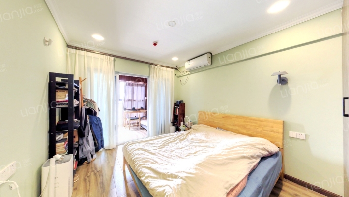 里面二手房实景图