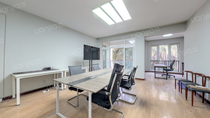 蓝岸A区二手房实景图