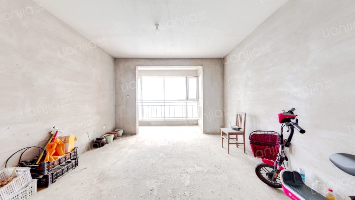 龙华苑西区二手房实景图