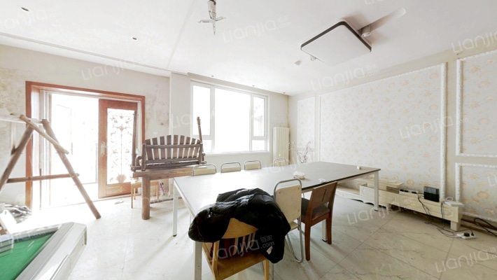 海信南岭风情A区二手房实景图