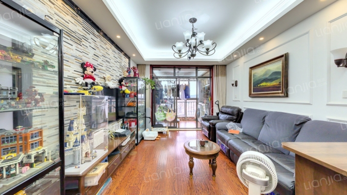 嘉利华府庄园九区二手房实景图