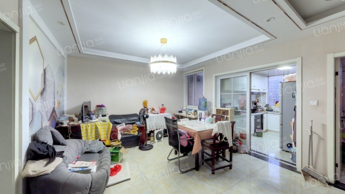 云林春雷苑D区二手房实景图