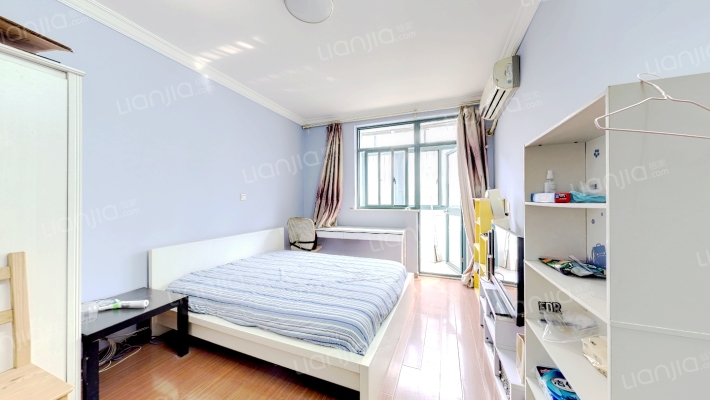 西南小区二手房实景图