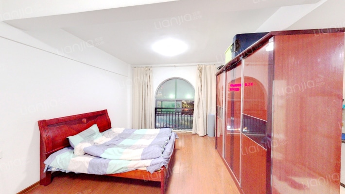 英泰第一城B区二手房实景图