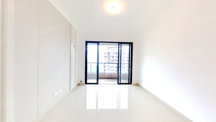 叠溪花园二手房实景图