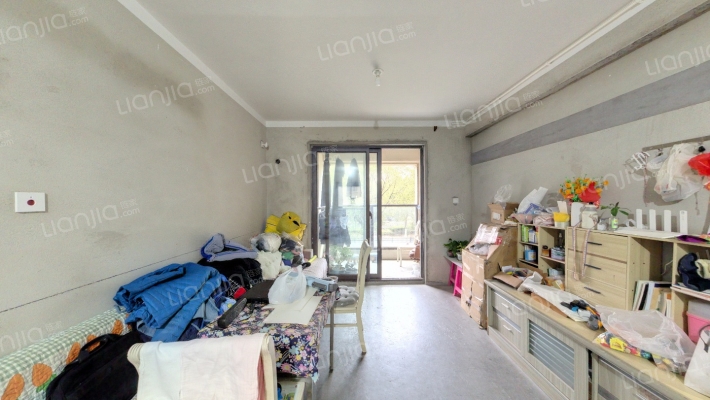 奉发宝龙广场二手房实景图