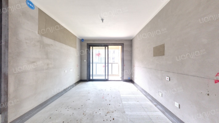 永威逸阳溪畔二手房实景图