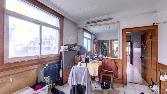 府学新村二手房实景图