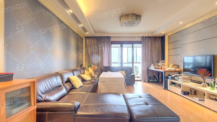 都市國際二手房实景图