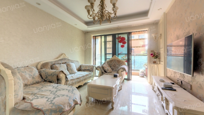 海伦国际一期二手房实景图