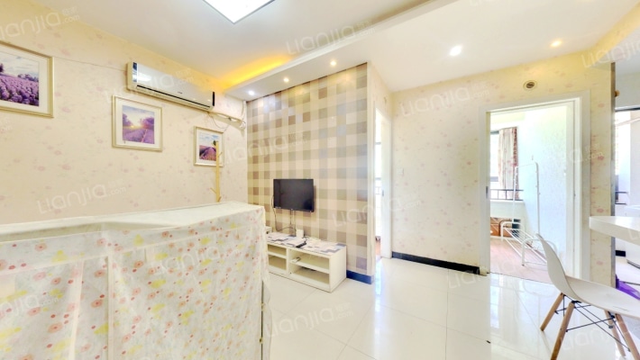 正黄金域国际二手房实景图