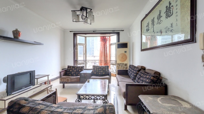 鸣翠路1号二手房实景图